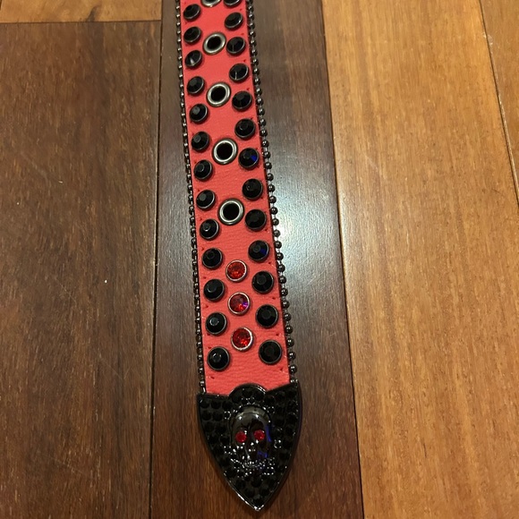 Red & Black Skull Bling Belt NWT size XS - Picture 7 of 7